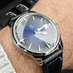 Watch 16-cocktail-blue
